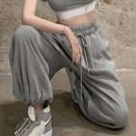 Women Gray Sweatpants 2023 Autumn Fashion Outfits Trends