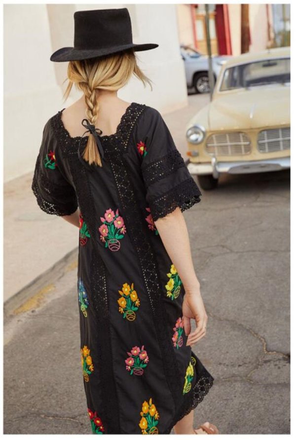 Women Spring And Summer Bohemian Holiday Flowers Embroidered Lace Tapered Hollow Dress