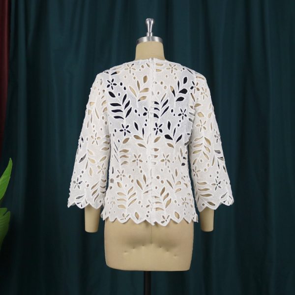 Design round Neck Loose Hollow Out Cutout out Crocheted Outer Wear Nine-Quarter Sleeve Shirt Blouse Women Lace Shirt