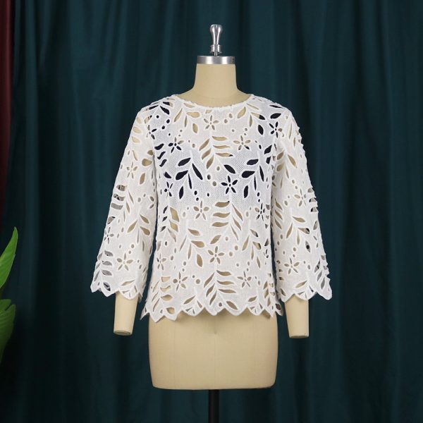 Design round Neck Loose Hollow Out Cutout out Crocheted Outer Wear Nine-Quarter Sleeve Shirt Blouse Women Lace Shirt