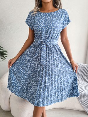Spring Summer New Casual Short Sleeve Floral Large Hem Pleated   Women Clothing