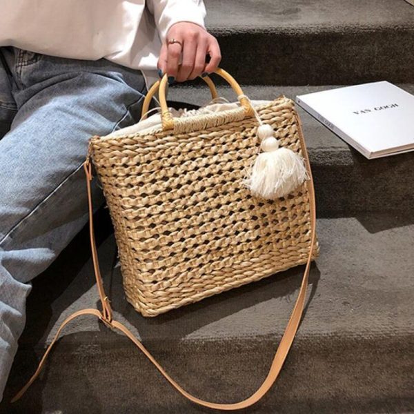 2 Color Hollow fringed woven straw bag Wooden handle natural color shopping bag