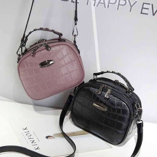 New Women Shoulder Bags Fashion Pu Rivet Handbags High Quality Pu Flap Crossbody Bag