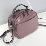 New Women Shoulder Bags Fashion Pu Rivet Handbags High Quality Pu Flap Crossbody Bag