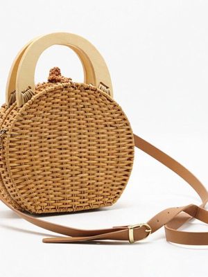 2022-Woman-fashion-Wooden-Handle-Rattan-Knit-Bag-Camel-white-New-Straw-Bag-Shoulder-Messenger-bag-1.jpg