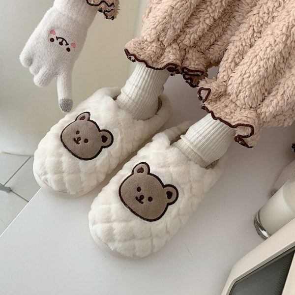 Women's Cute Bear Slippers Soft Plush Flat Shoes with Non-Slip Bottom for Winter Home Wear