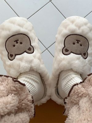 Women's Cute Bear Slippers Soft Plush Flat Shoes with Non-Slip Bottom for Winter Home Wear