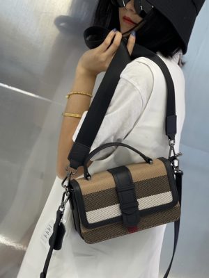 Fashion-Plaid-Crossbody-Bags-for-Women-2022-New-High-Capacity-Simple-Shoulder-Purses-Female-Brand-Designer-1.jpg