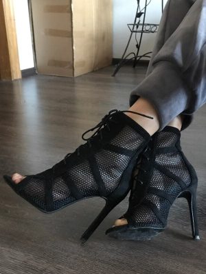 Roma-Style-Mesh-Hollow-Out-Summer-Ankle-Boots-Sandals-Women-Fashion-Peep-Toe-Lace-Up-Cross-1.jpg