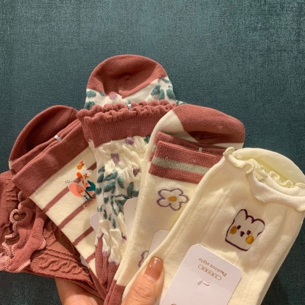 Vanessa's Cute Palace Lolita Style Embroidery Cotton Tube Socks 5 Pairs