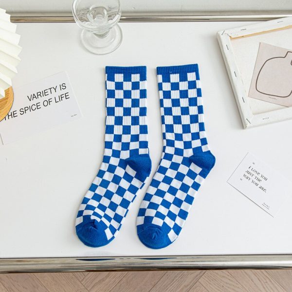 Vanessa's Harajuku Trend Checkerboard Unisex Socks with Geometric Design - Ideal for Streetwear