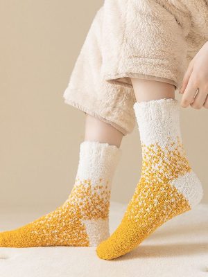 Margote-New-Women-s-Mid-Tube-Coral-Fleece-Plus-Fleece-Half-Fleece-Women-s-Socks-Starry-1.jpg