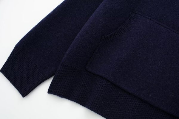 Cozy Cashmere Hoodie - Autumn/Winter Knit Pullover