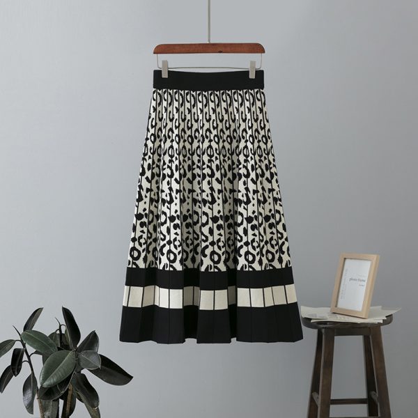 Vintage Leopard Print A-Line Skirt