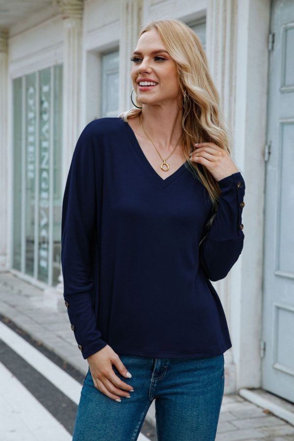 Buttoned V-Neck Long-Sleeved Tee: Solid Color Chic