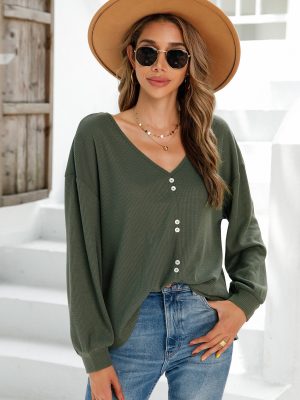 Buttoned V-Neck Casual Tee: Autumn-Winter Chic