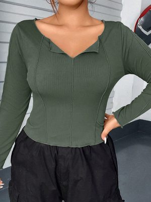 Plus Size Slim Fit V-Neck Inner Shirt