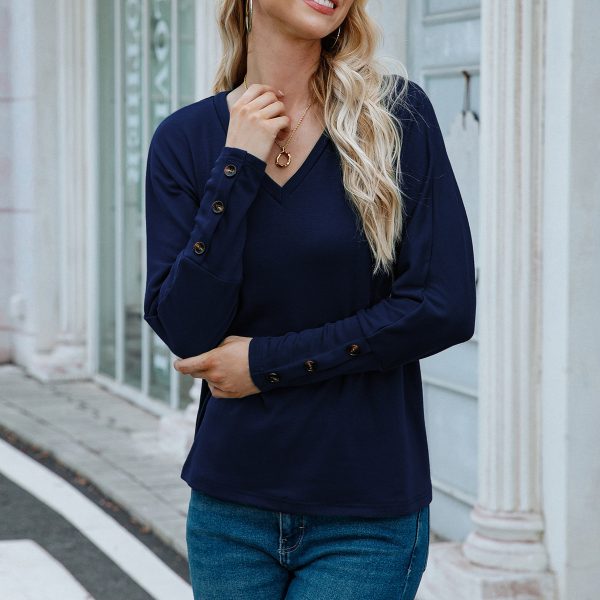 Buttoned V-Neck Long-Sleeved Tee: Solid Color Chic