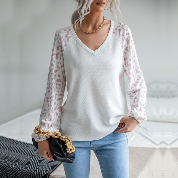 Leopard Print V-neck Knitwear