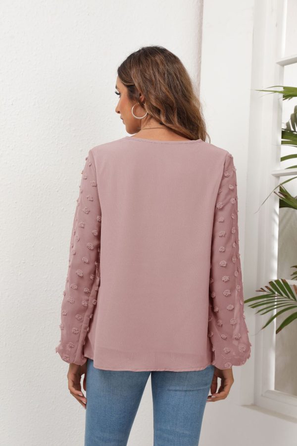 Chic V-Neck Chiffon Shirt: Stylish Spring/Summer Wear