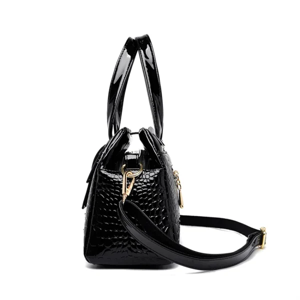 Luxury Chic Eco Handbag: Croc Pattern Crossbody