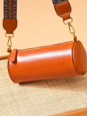 100% Cowhide  Oil Wax Skin Solid Color Bag