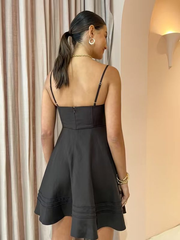 Retro Slim Fit A Line Dress Women Sexy Backless Pleated Suspender Dress