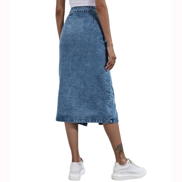 High Waist Denim Skirt: Women's Autumn/Winter Outfit Ideas