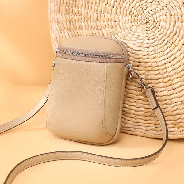 100% cowhide Solid Color Casual Single Shoulder Crossbody Bag