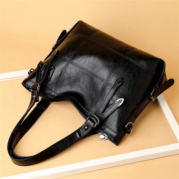 Women Vintage Large Capacity Luxury Designer Shoulder Messenger Bag