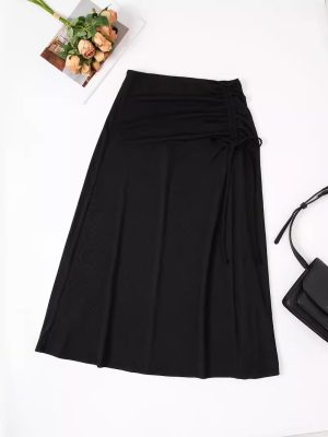 Elegant Spring/Summer High Waist Lace-Up A-Line Skirt: Casual Knitted Skirt with Simple Design