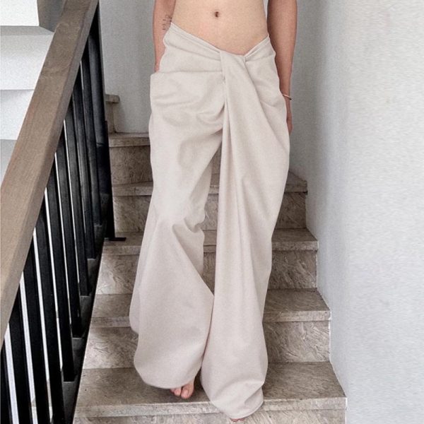 Asymmetric Twist Pleated Trousers: Autumn Style