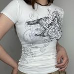 Sexy Abstract Print Tee: Summer Chest-Flattering