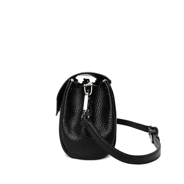 Cowhide Leather Envelope Retro Solid Color Shoulder Bag