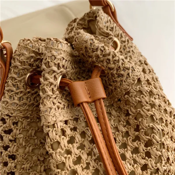 Vintage Hand-Woven Rattan Straw Beach Wicker Crossbody Bag